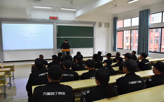 说明: C:\Users\Administrator\Desktop\安全管理工作\2021上反恐防暴教育培训演练视频、图片\DSC_4258.JPG