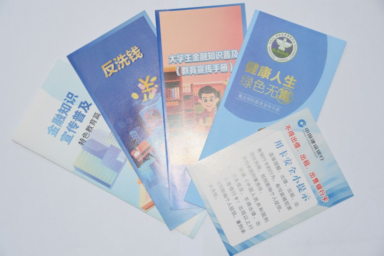 说明: C:\Users\Administrator\Desktop\新建文件夹\DSC_1517.JPG